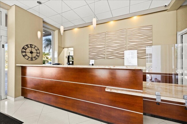 Building Photo - 4250 Galt Ocean Dr
