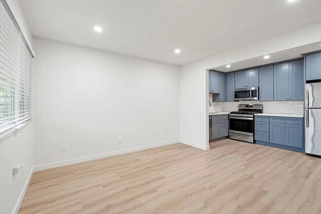 Building Photo - AVAILABLE AUGUST - BRAND NEW 1 BED/1BATH UNIT