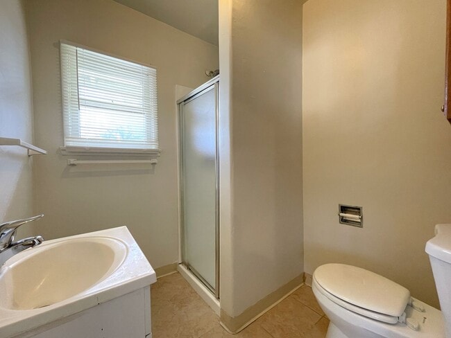 Building Photo - 3891 Locust St