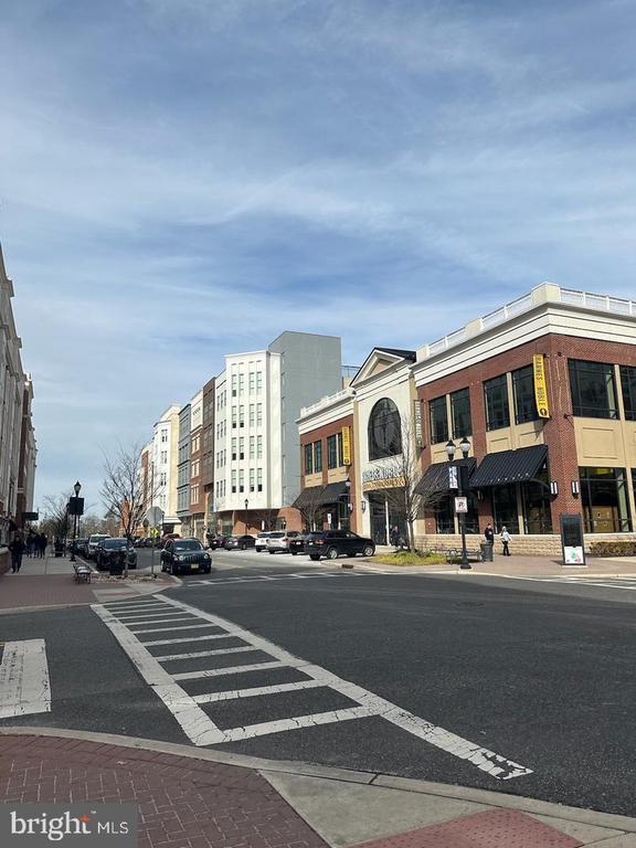 Building Photo - 1 Cornell Rd