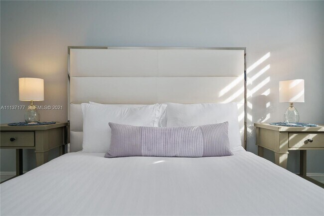 Building Photo - 20077 SW 87th Pl