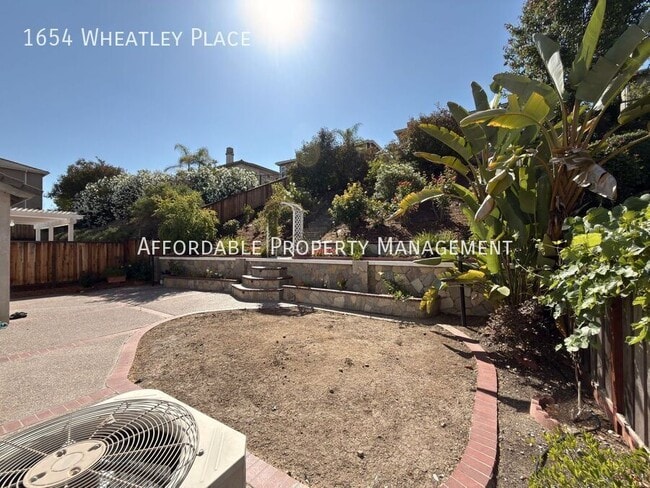 Building Photo - 1654 Wheatley Pl