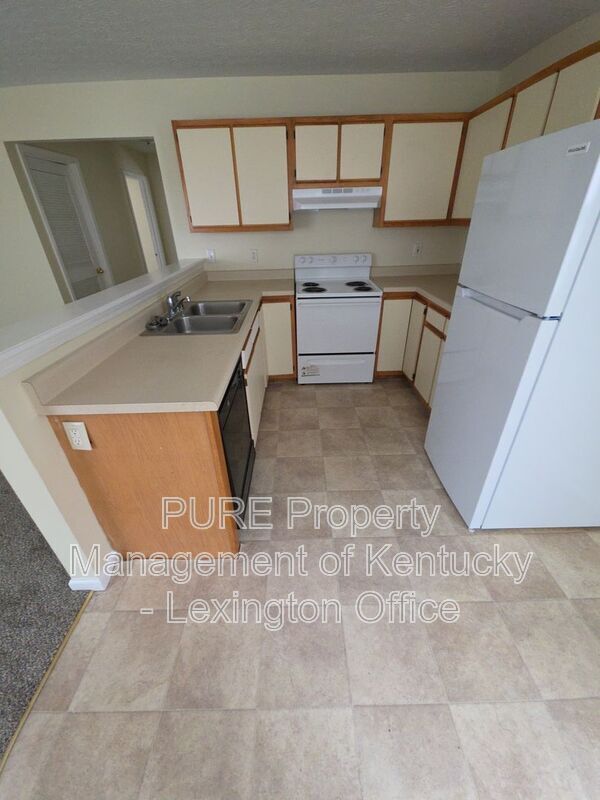 Building Photo - 268 Grinder Ct