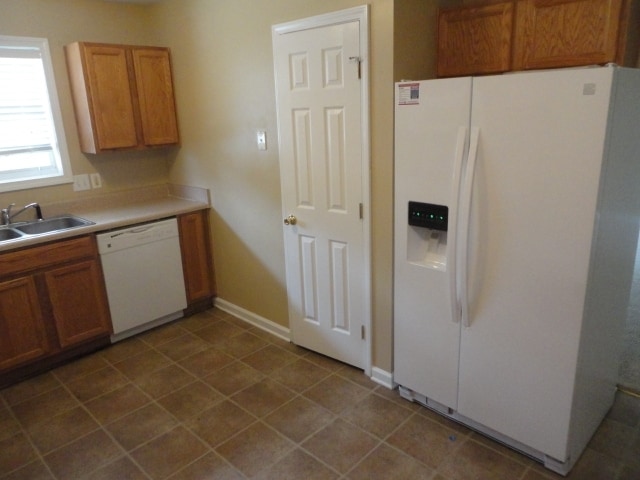 Building Photo - 3700 Cashew Dr