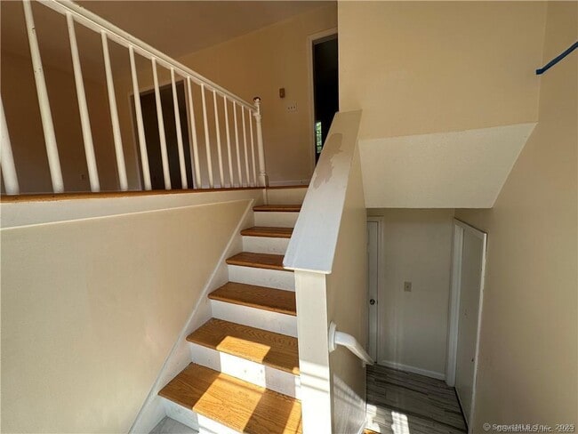 Building Photo - 30 Cavasin Dr