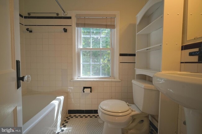 Building Photo - 2161 N Brandywine St
