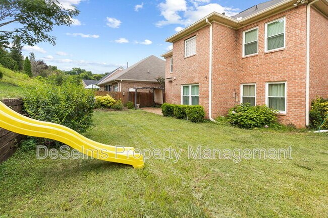 Building Photo - 1405 S Glenleigh Ct