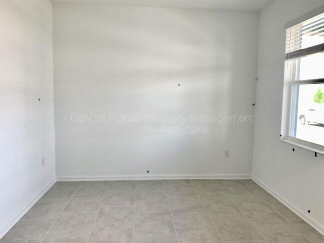 Building Photo - 125 Pineywoods St