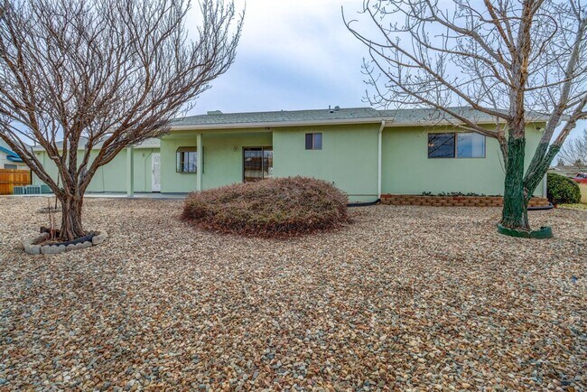 Building Photo - 9440 E Towago Dr