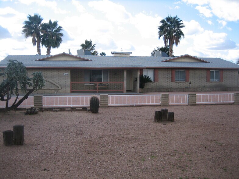 Primary Photo - 7815 E Thunderbird Rd