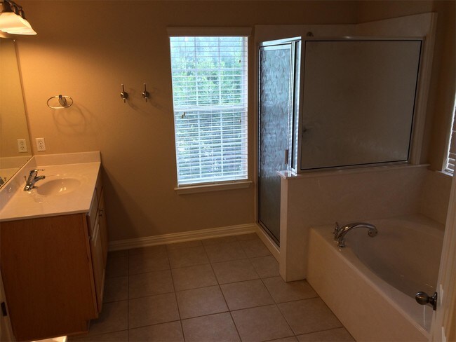 Building Photo - 2613 National Park Blvd