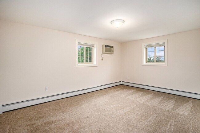 Building Photo - Almont Terrace Apartments
