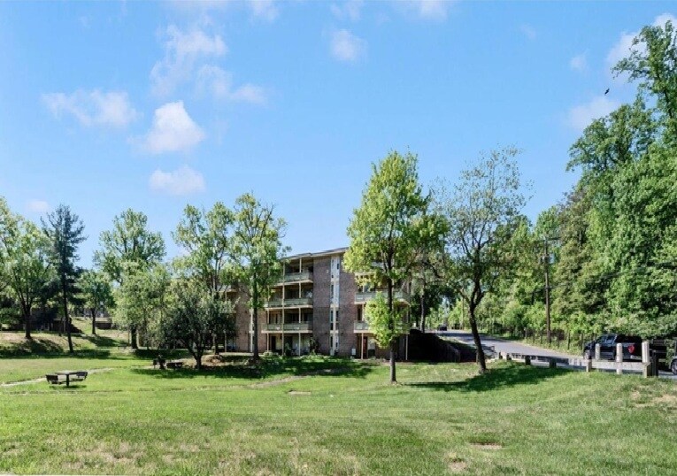 Building Photo - 7172 Donnell Pl