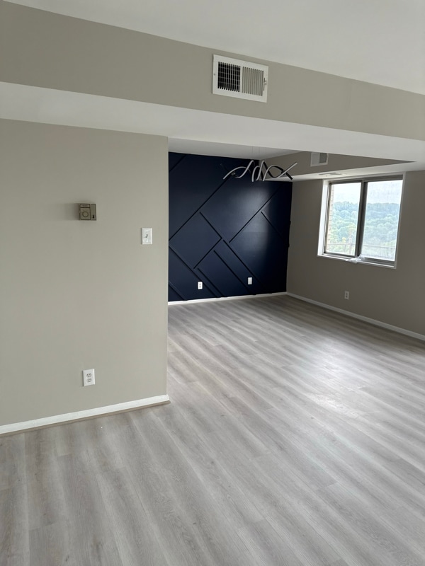 Building Photo - 5340 Holmes Run Pkwy