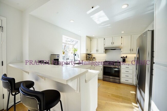 Building Photo - 134 Ignacio Valley Cir