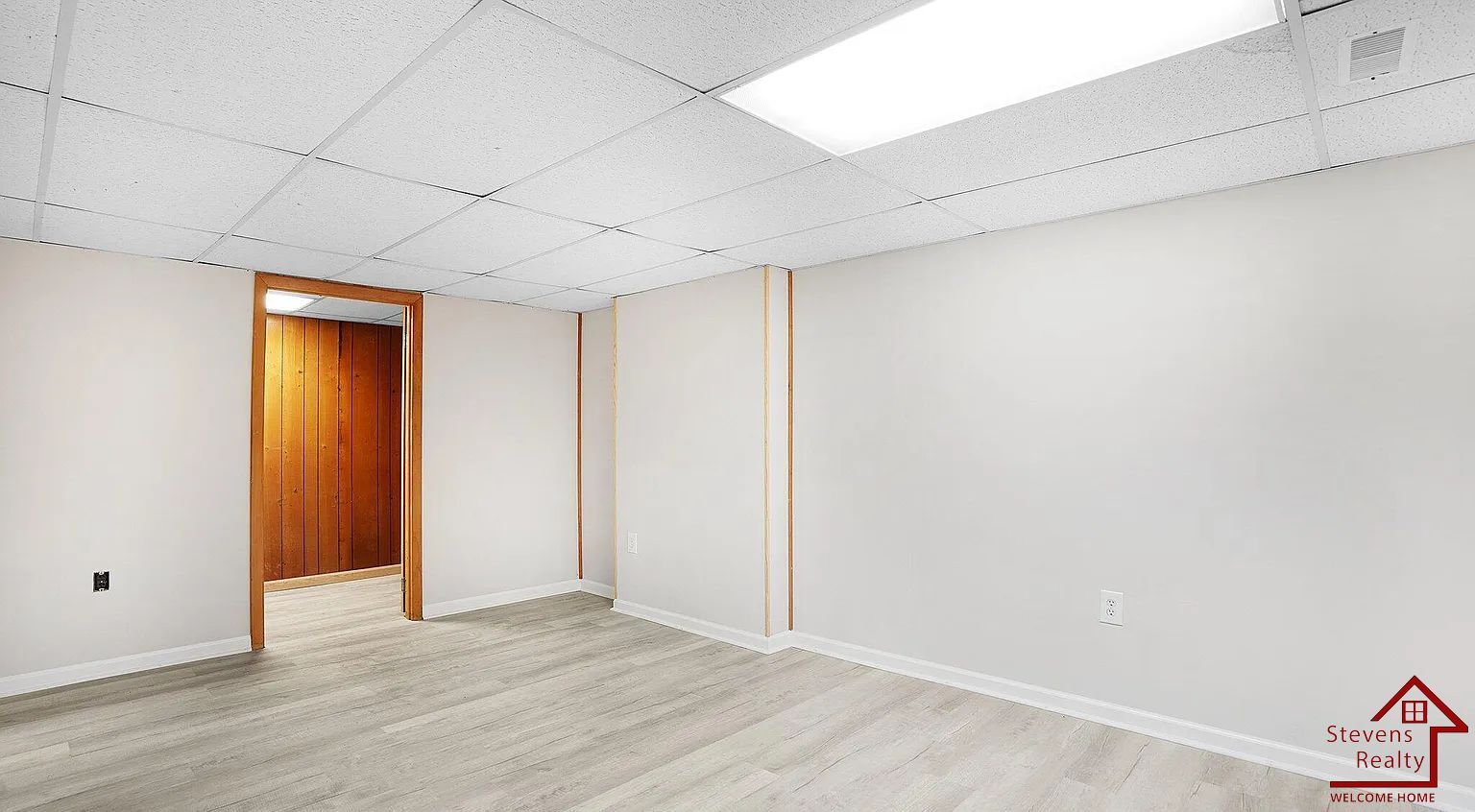 Building Photo - 510 Knollwoods Rd