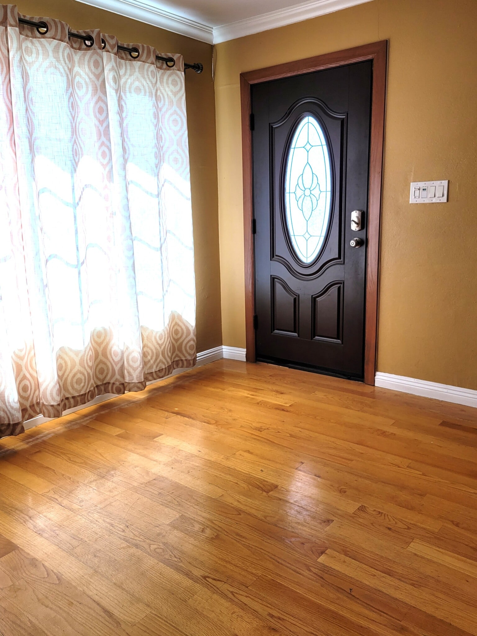 Building Photo - 331 W Bencamp St