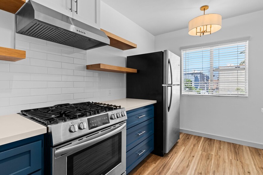 Building Photo - 936 Cedar Ave