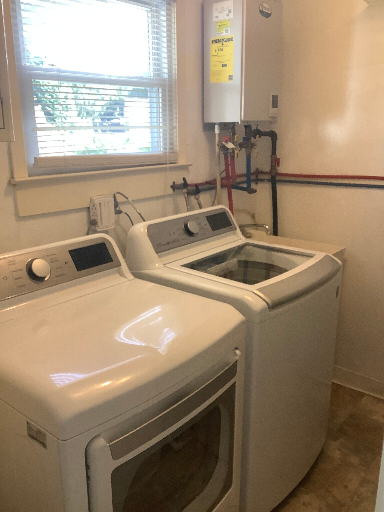 Laundry room W/D included - 6 Redwood Rd