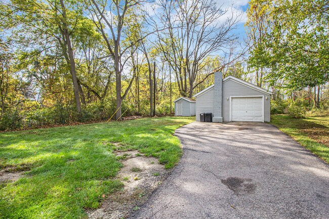 Building Photo - 1061 Centennial Ave