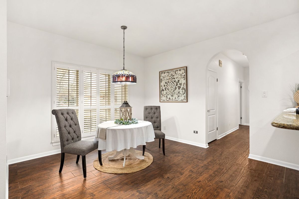 Building Photo - 3411 Nightfall