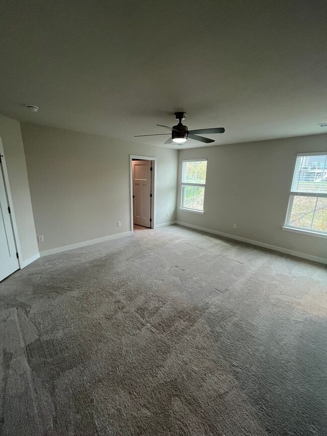 Building Photo - 312 Frances Ln