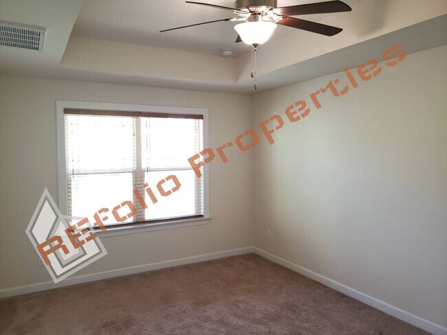 Building Photo - 2454 Pecan Ridge Way