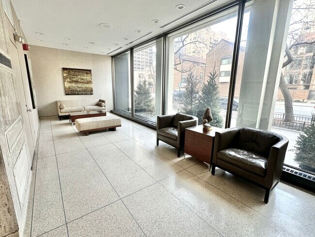 Building Photo - 1355 N Sandburg Terrace