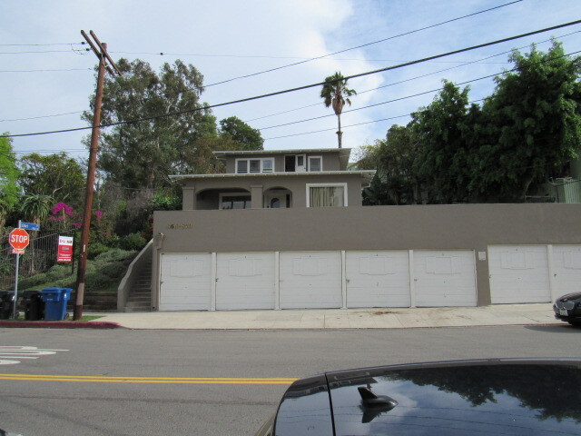 Building Photo - 870 N Occidental Blvd