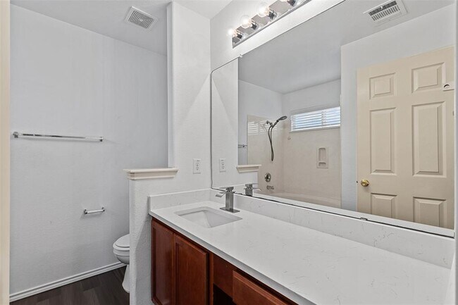 Building Photo - 11205 Burton St