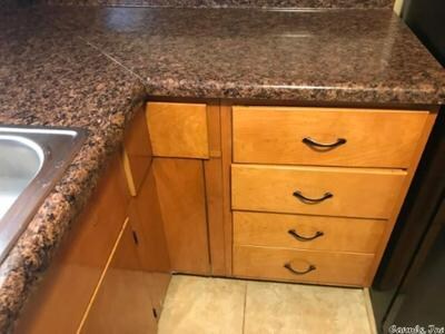 Building Photo - 1110 Edgehill