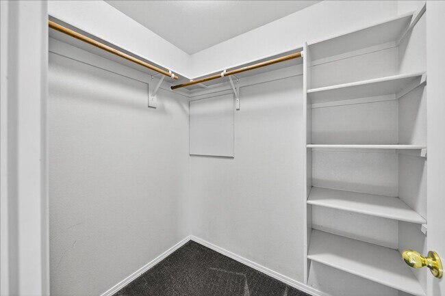 Building Photo - Comfortable & Convenient Living Near CWI a...