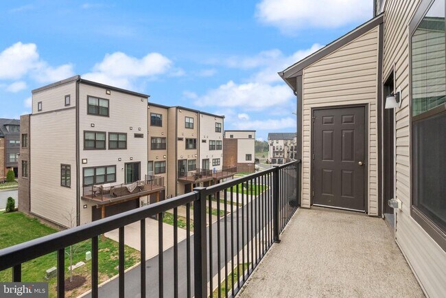 Building Photo - 43430 Stonewood Crossing Ter