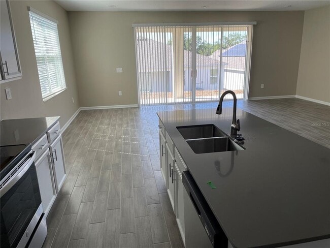 Building Photo - 6805 Perch Hammock Lp