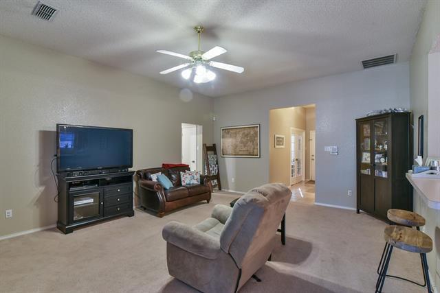 Building Photo - 2314 Charleston Dr