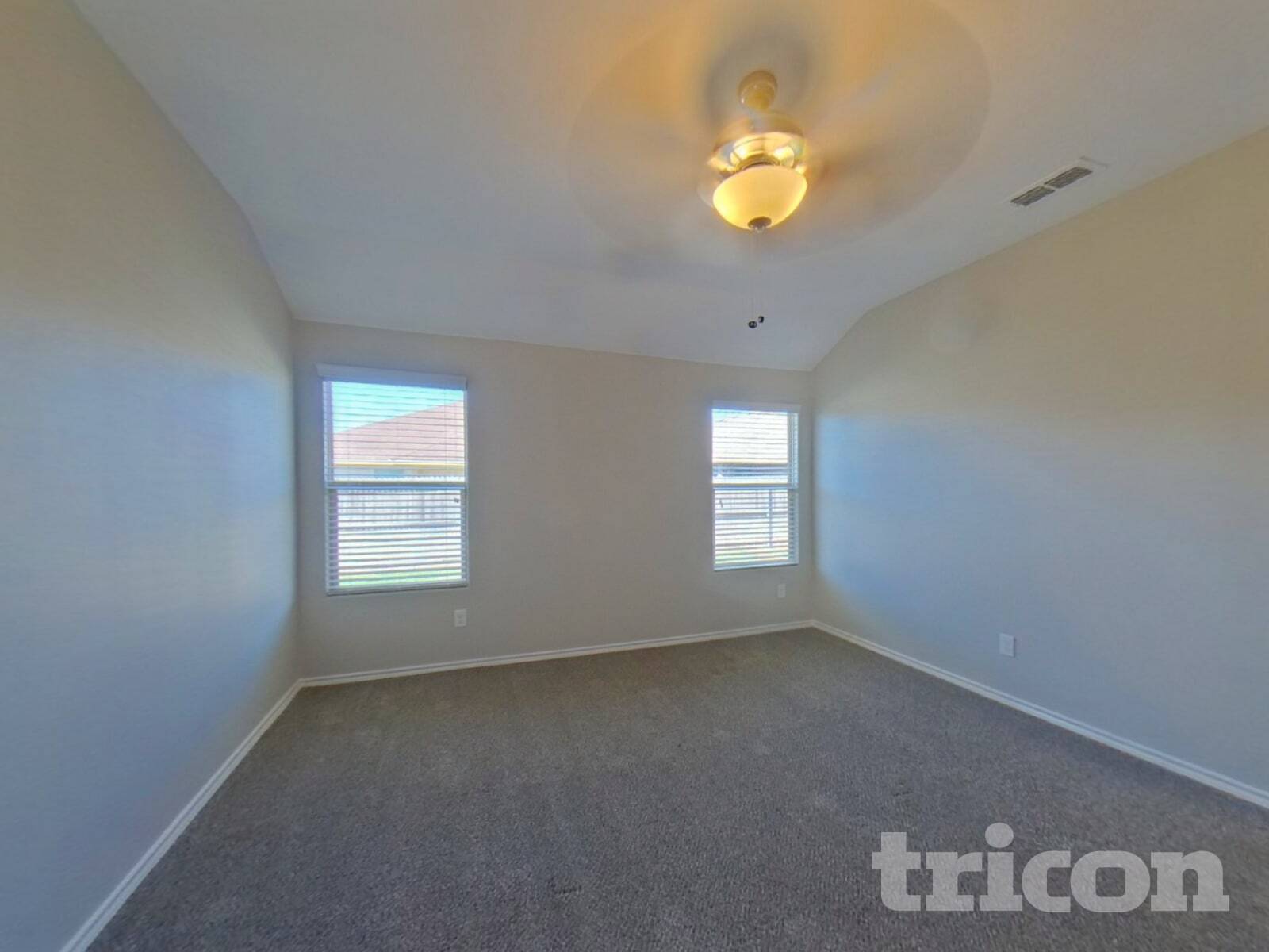 Building Photo - 1104 Autumnwood Dr