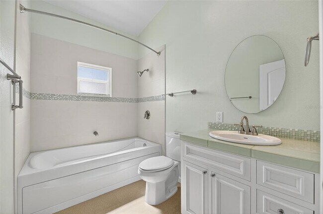 Building Photo - 775 182nd Ave E