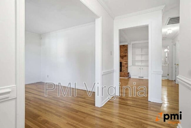 Building Photo - 436 Longleaf Rd
