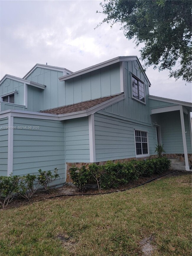 Building Photo - 13792 SW 149th Cir Ln