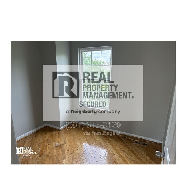 Building Photo - 1346 Riverwood Way