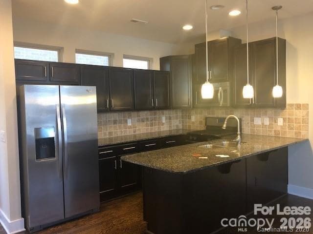 Building Photo - 951 Warren Burgess Ln