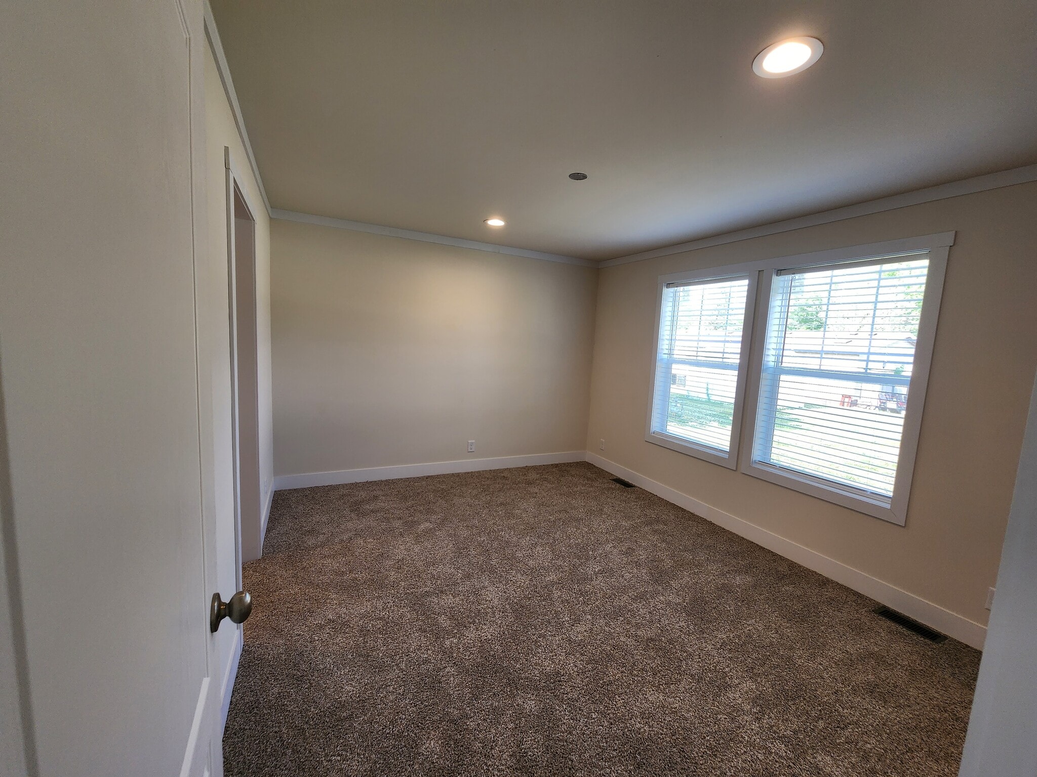 Building Photo - 17 Video Ct