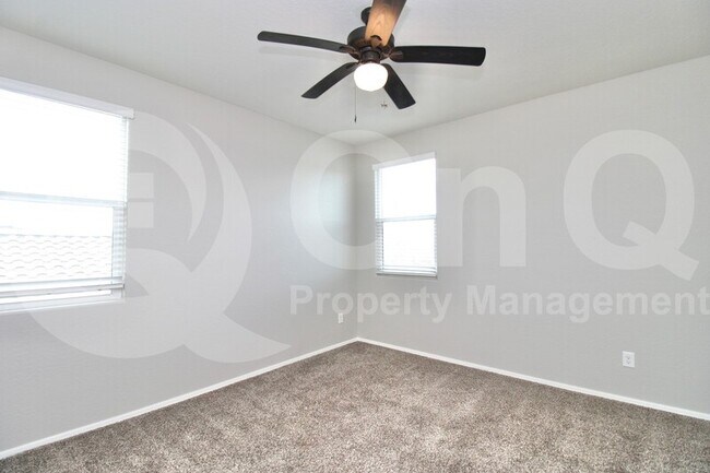 Building Photo - 36386 W Mallorca Ave