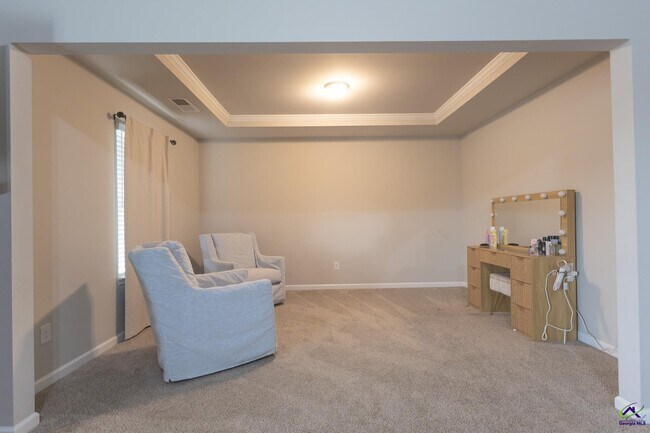Building Photo - 202 Warhawk Dr