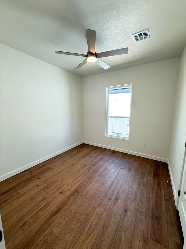 Building Photo - AVAILABLE NOW!- New Construction Rental in SW Ardmore!