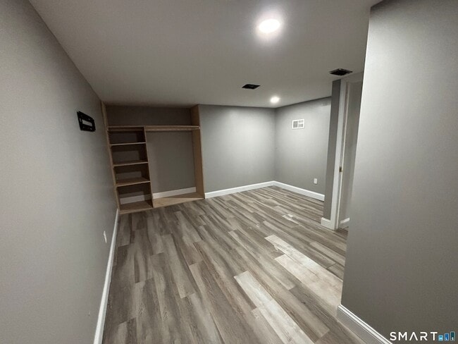 Building Photo - 76 Cannon St