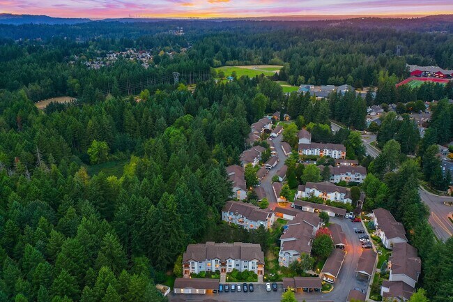 Building Photo - 2bd/2ba Sammamish House