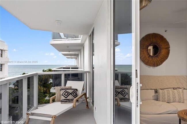 Building Photo - 2401 Collins Ave