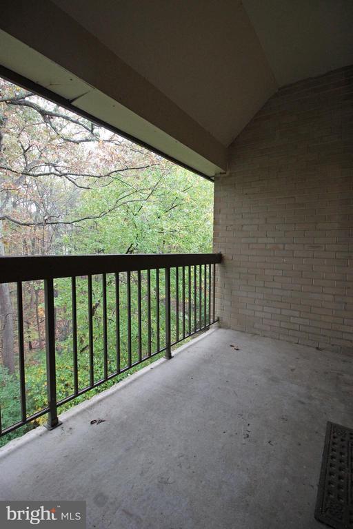 Building Photo - 1662 Parkcrest Cir