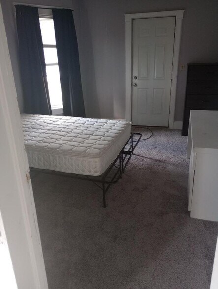 bedroom #2 - 43 Margaret St